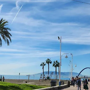 https://apartamento-a-100-metros-de-la-playa-malaga.1costadelsol.com